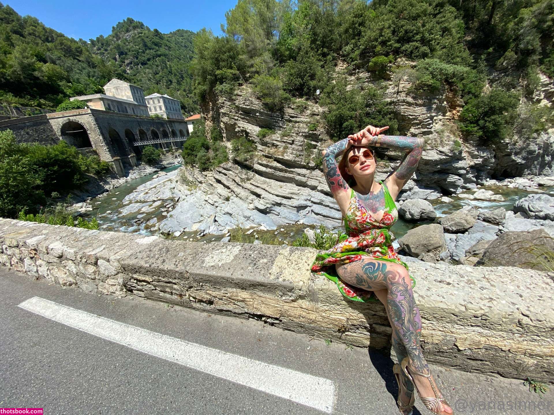 Yanasinner Photo #118