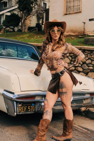 Alysha Nett Photo #118