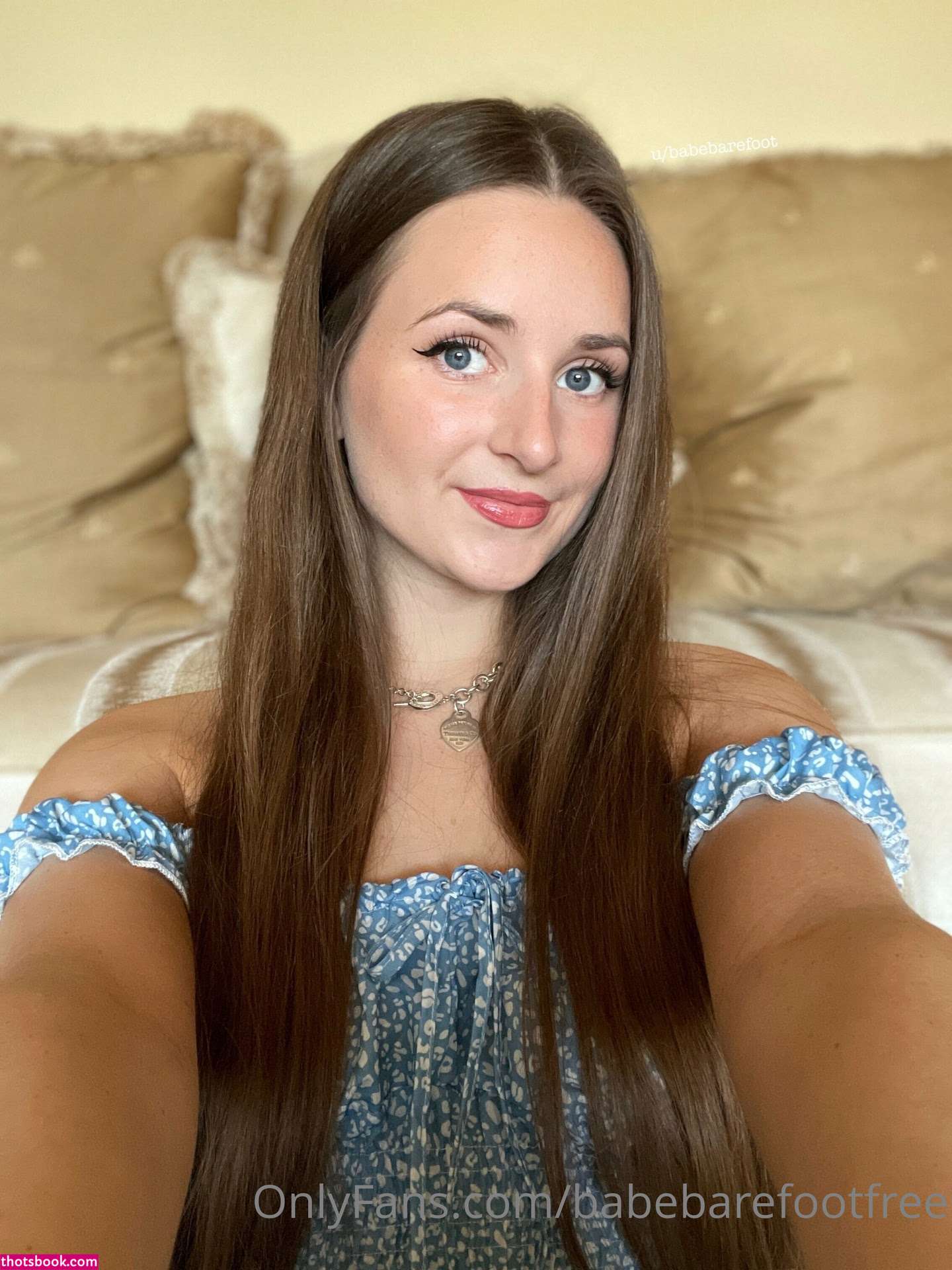 babebarefootofficial Photo #371