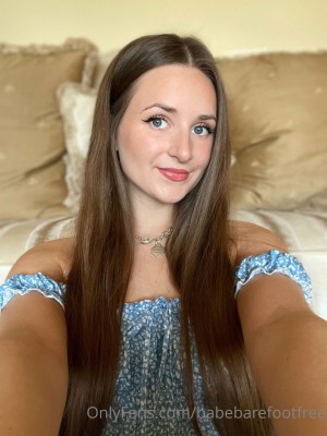 babebarefootofficial Photo #371