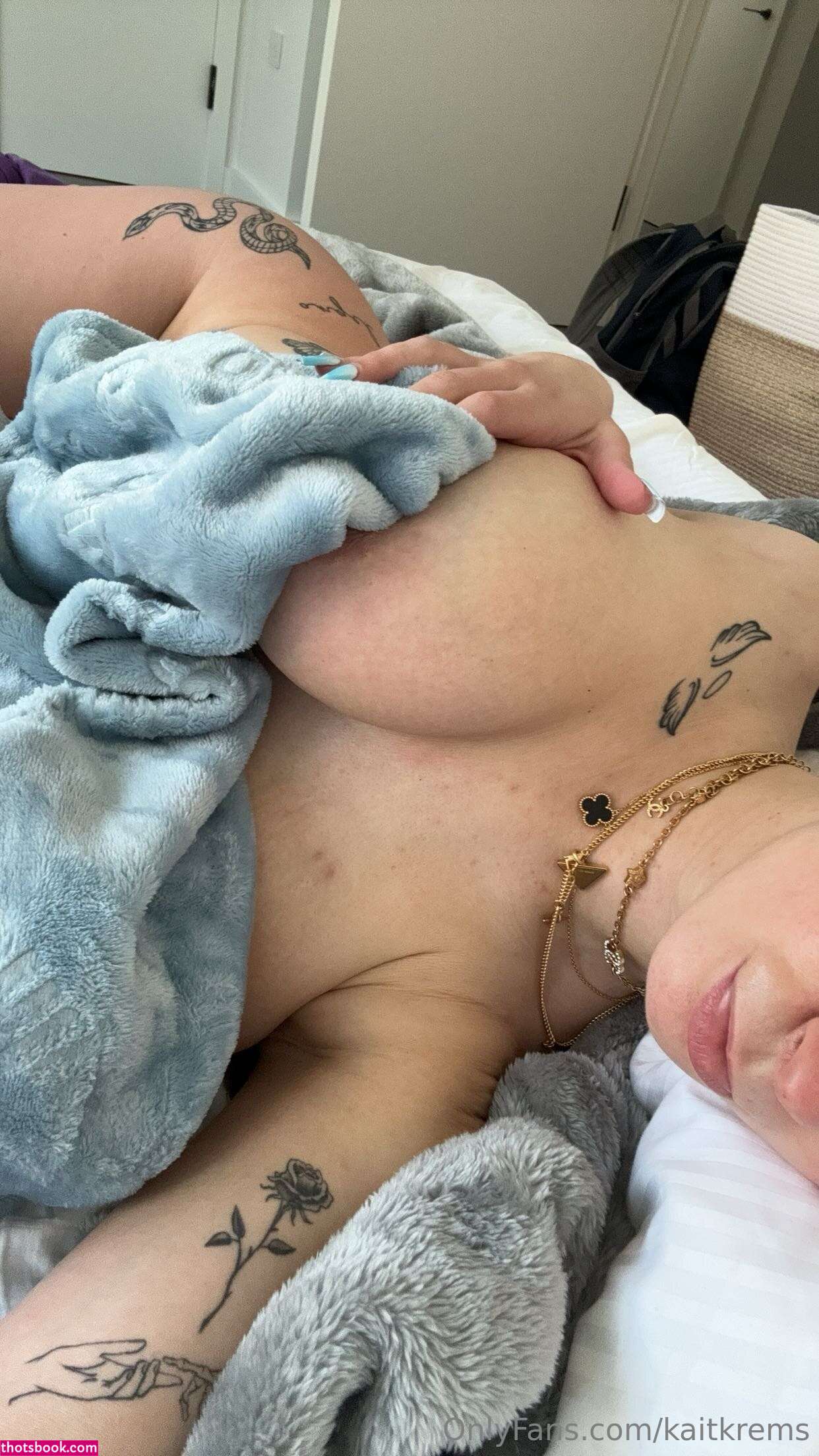 Kaitlyn Krems Photo #304