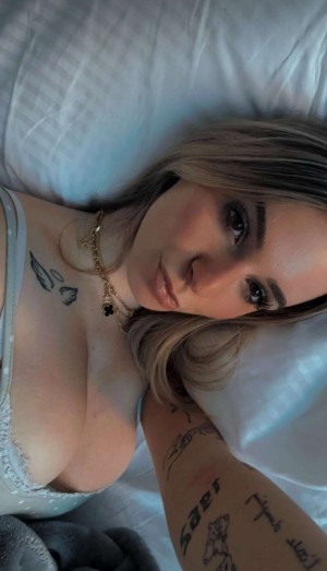 Kaitlyn Krems Photo #312