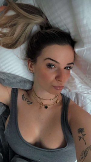 Kaitlyn Krems Photo #319