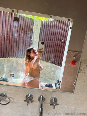 Kaitlyn Krems Photo #366