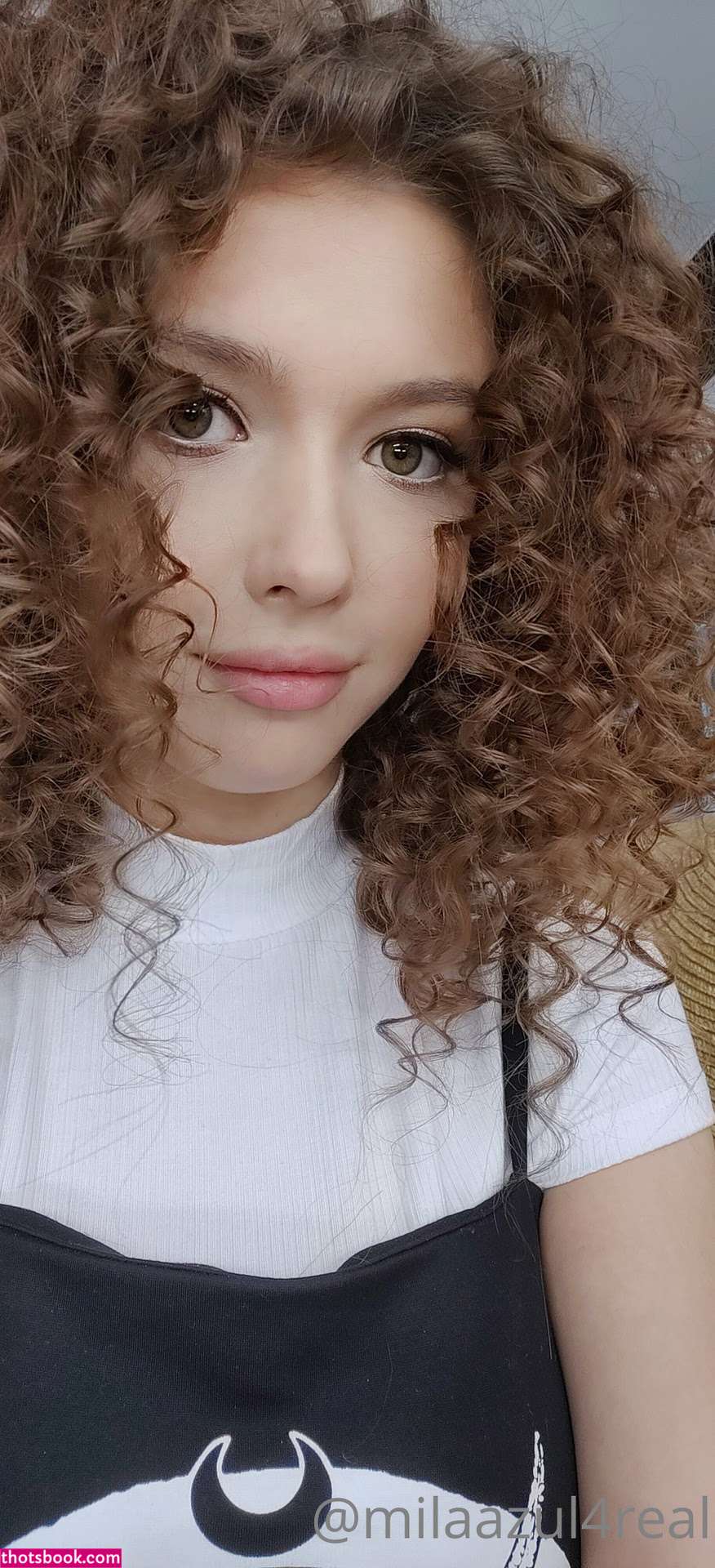 Mila Azul Photo #1167