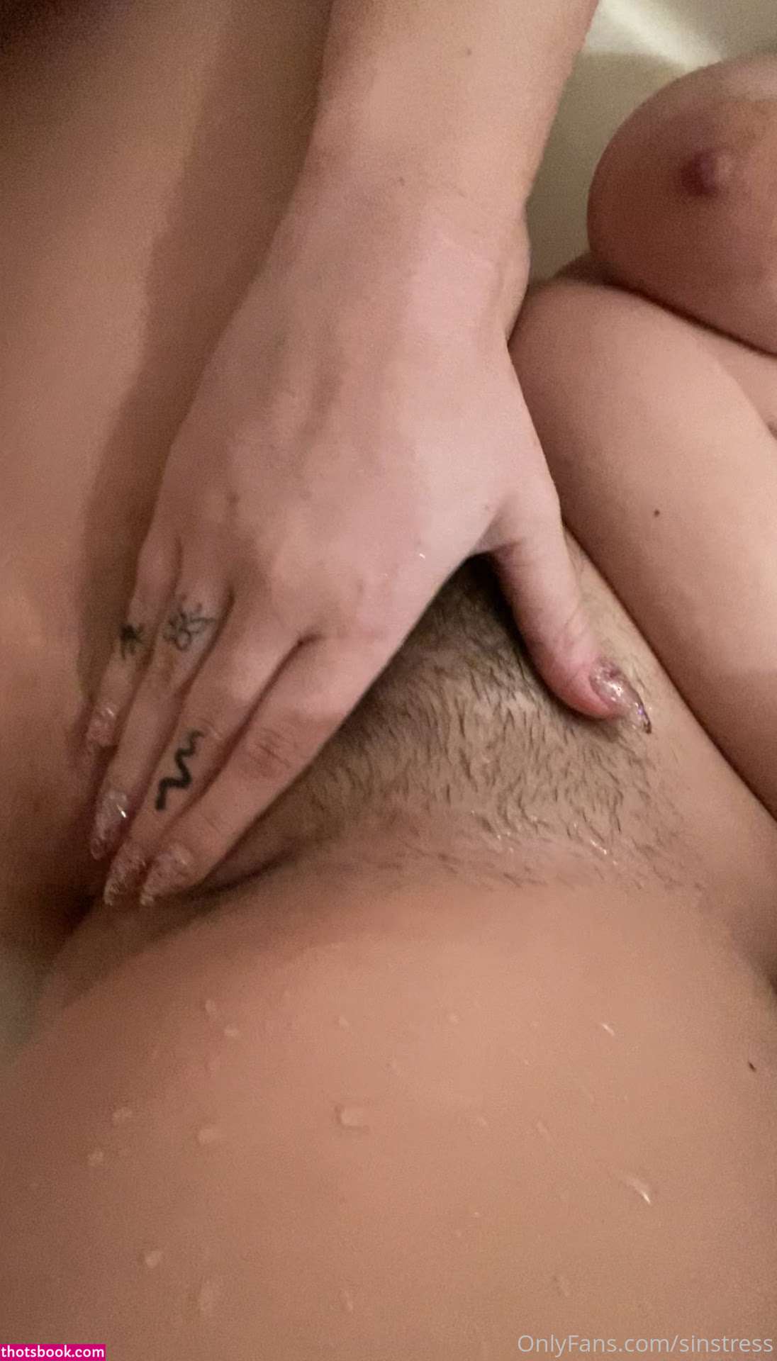 Sinstress Photo #101