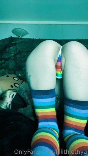 Stepsislillith Photo #26