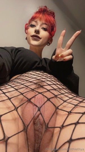 Stepsislillith Photo #261