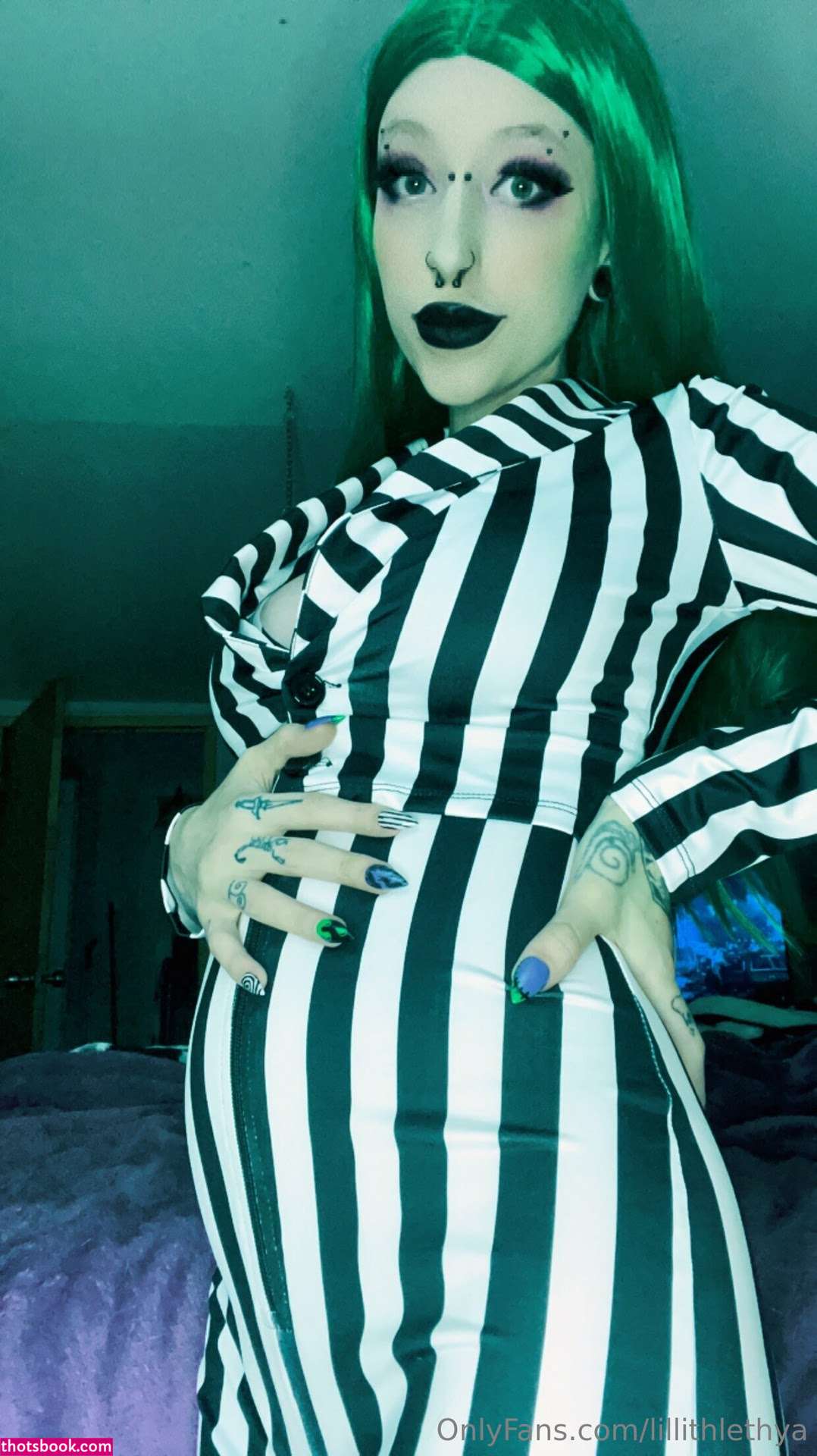 Stepsislillith Photo #305