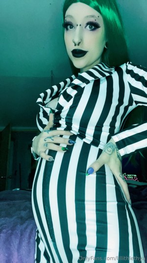 Stepsislillith Photo #300