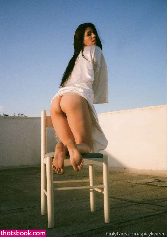 Spicykween Photo #15