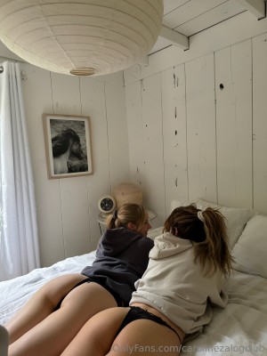 Caroline Zalog Photo #1081