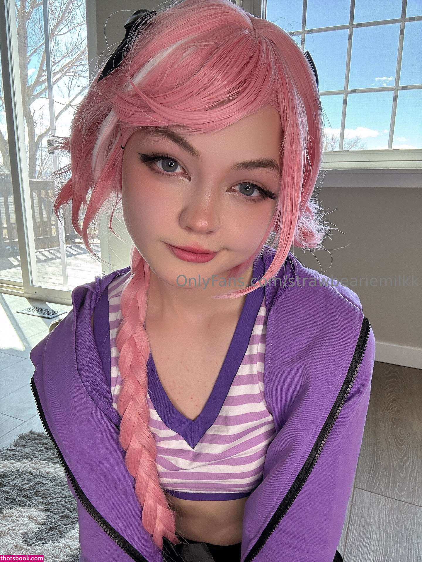 Strawbeariemilkk Photo #12