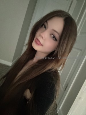 Strawbeariemilkk Photo #68