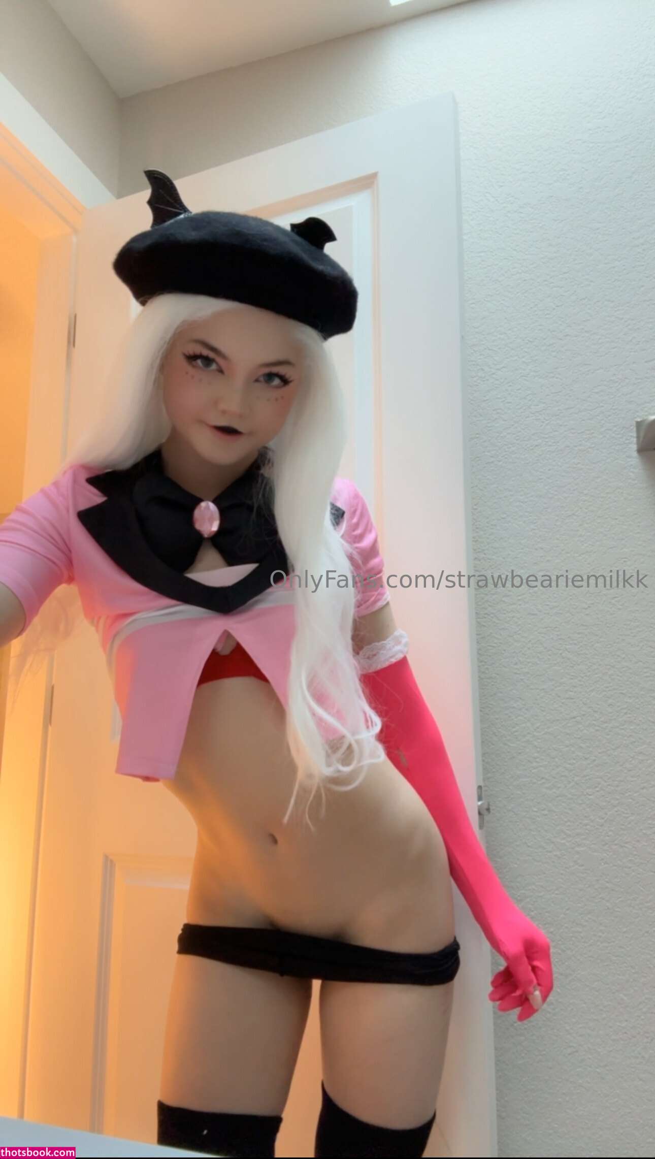 Strawbeariemilkk Photo #83