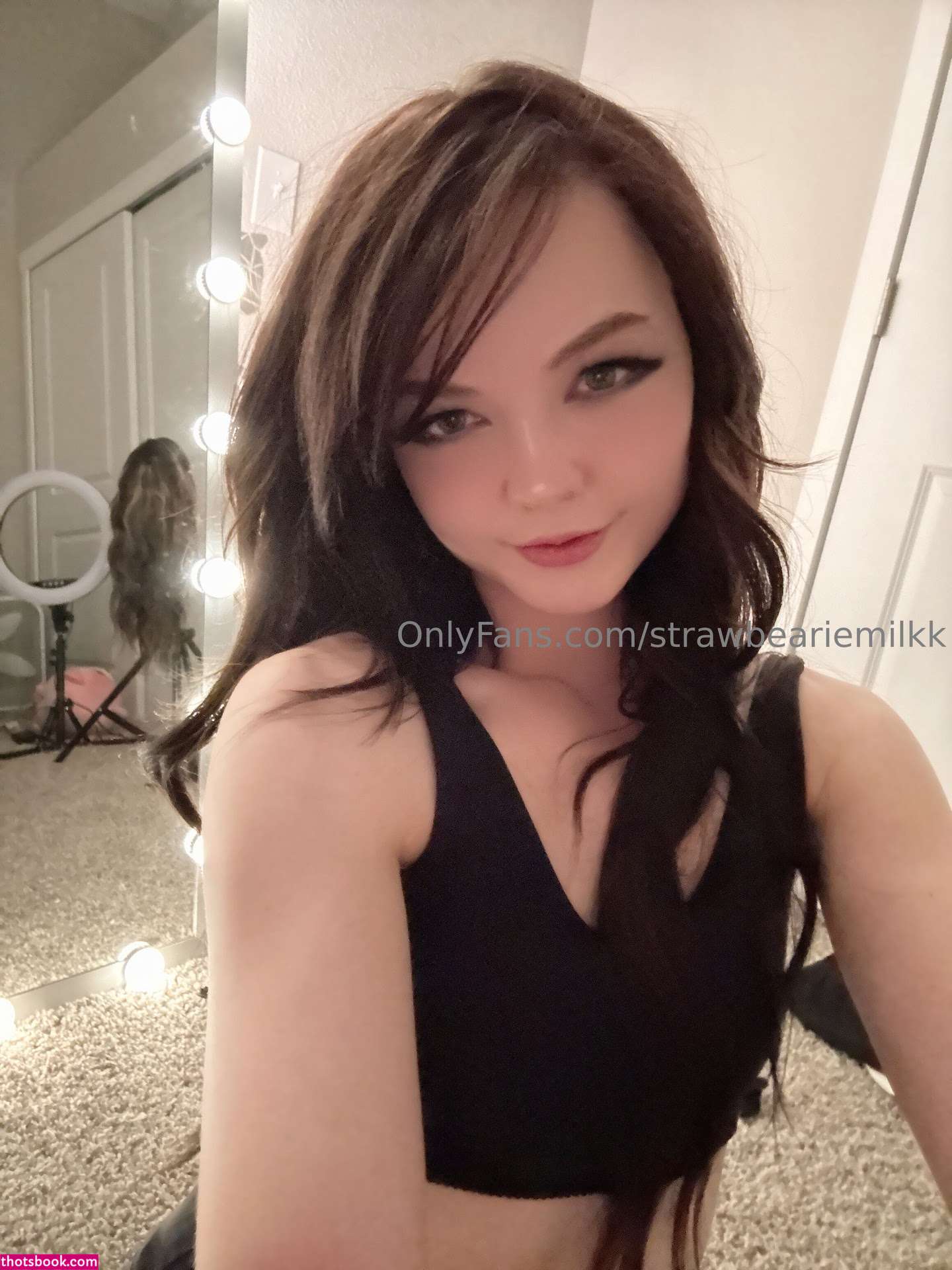 Strawbeariemilkk Photo #155