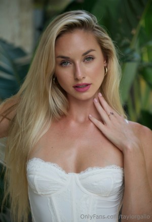 Taylor Gallo Photo #249