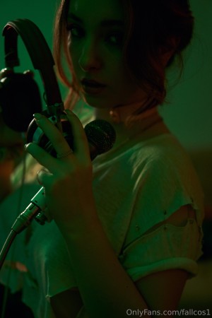 Fallcosplay Photo #385