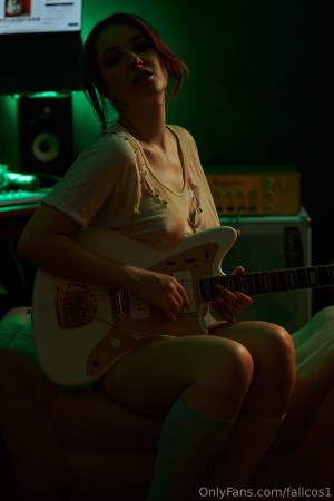 Fallcosplay Photo #393