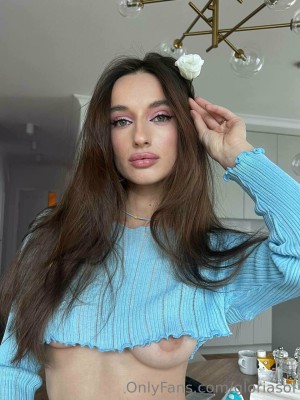 Gloria Sol Photo #388