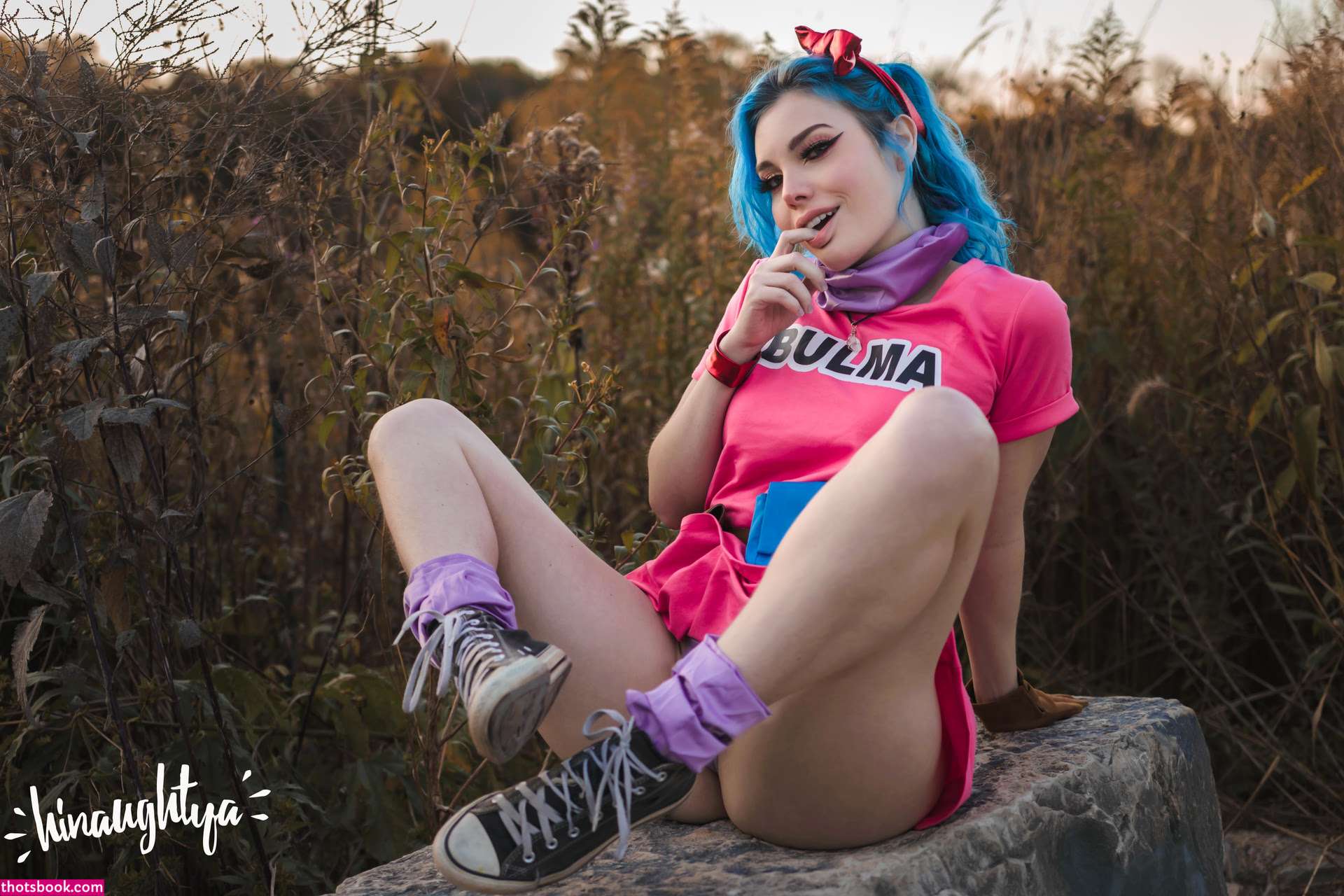 Hinaughtya Photo #204