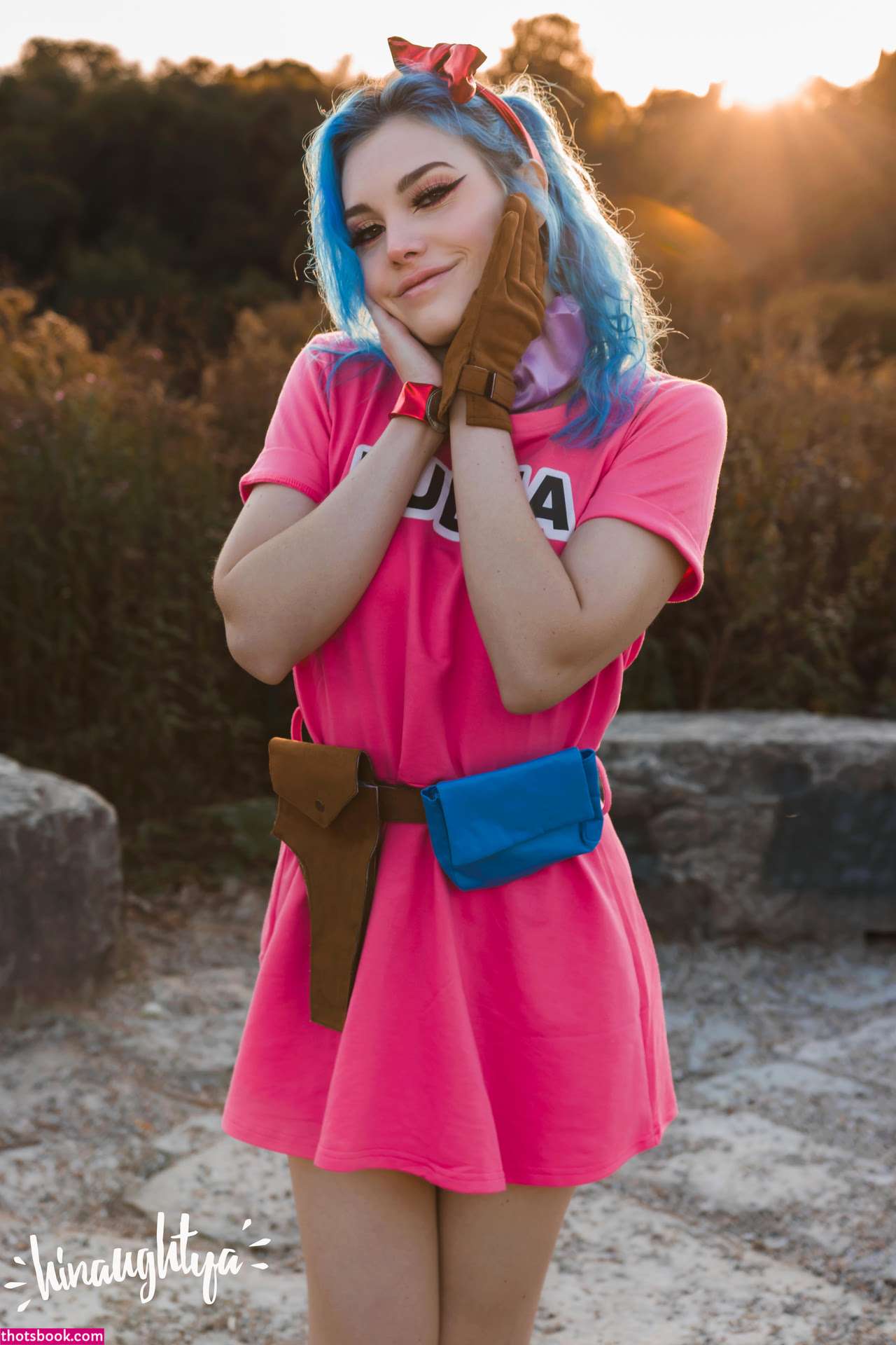 Hinaughtya Photo #208