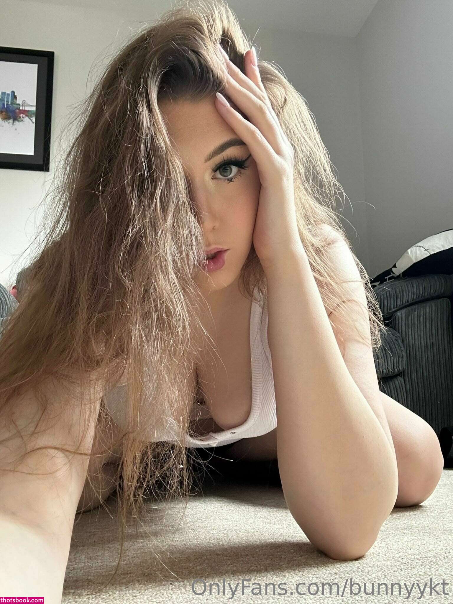 Katie Woolls Photo #43