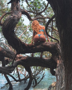 Molly Pills Photo #61