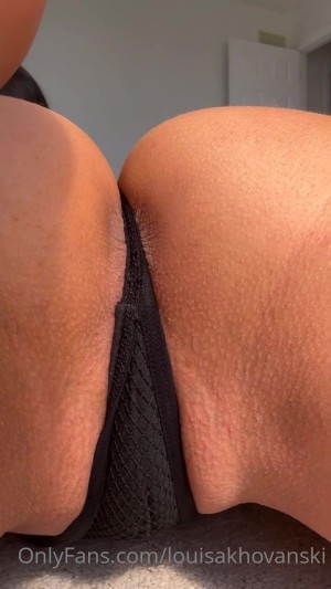 Louisa Khovanski Photo #438