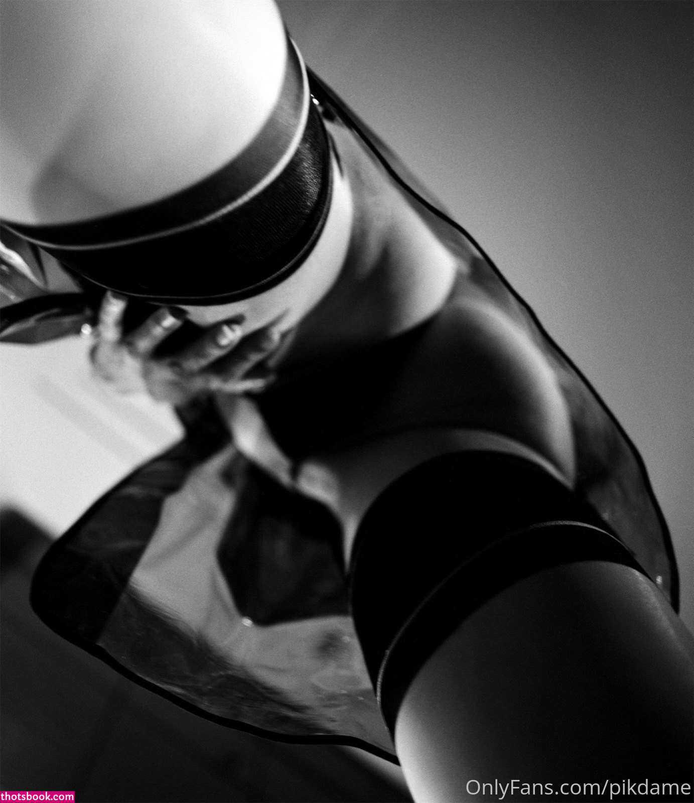 Kim Baltes Photo #23