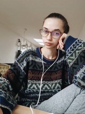 Kim Baltes Photo #138