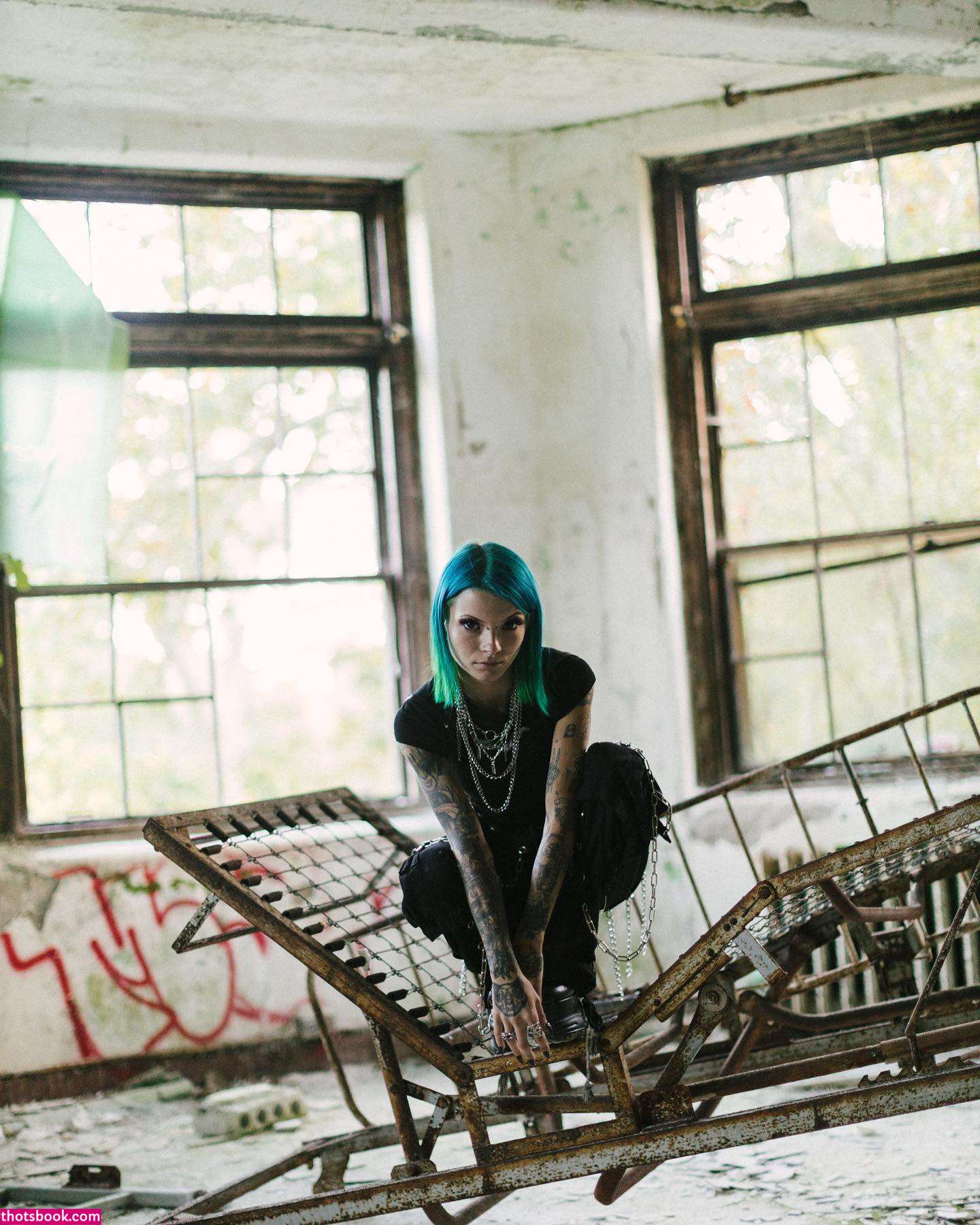 Justine Schiavone Photo #204