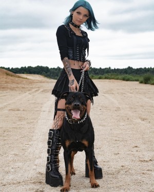 Justine Schiavone Photo #194