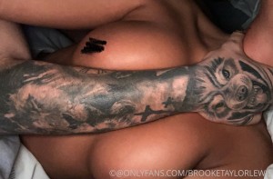 Brooketaylorlewis Photo #59