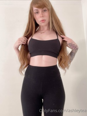 ashleytea Photo #8
