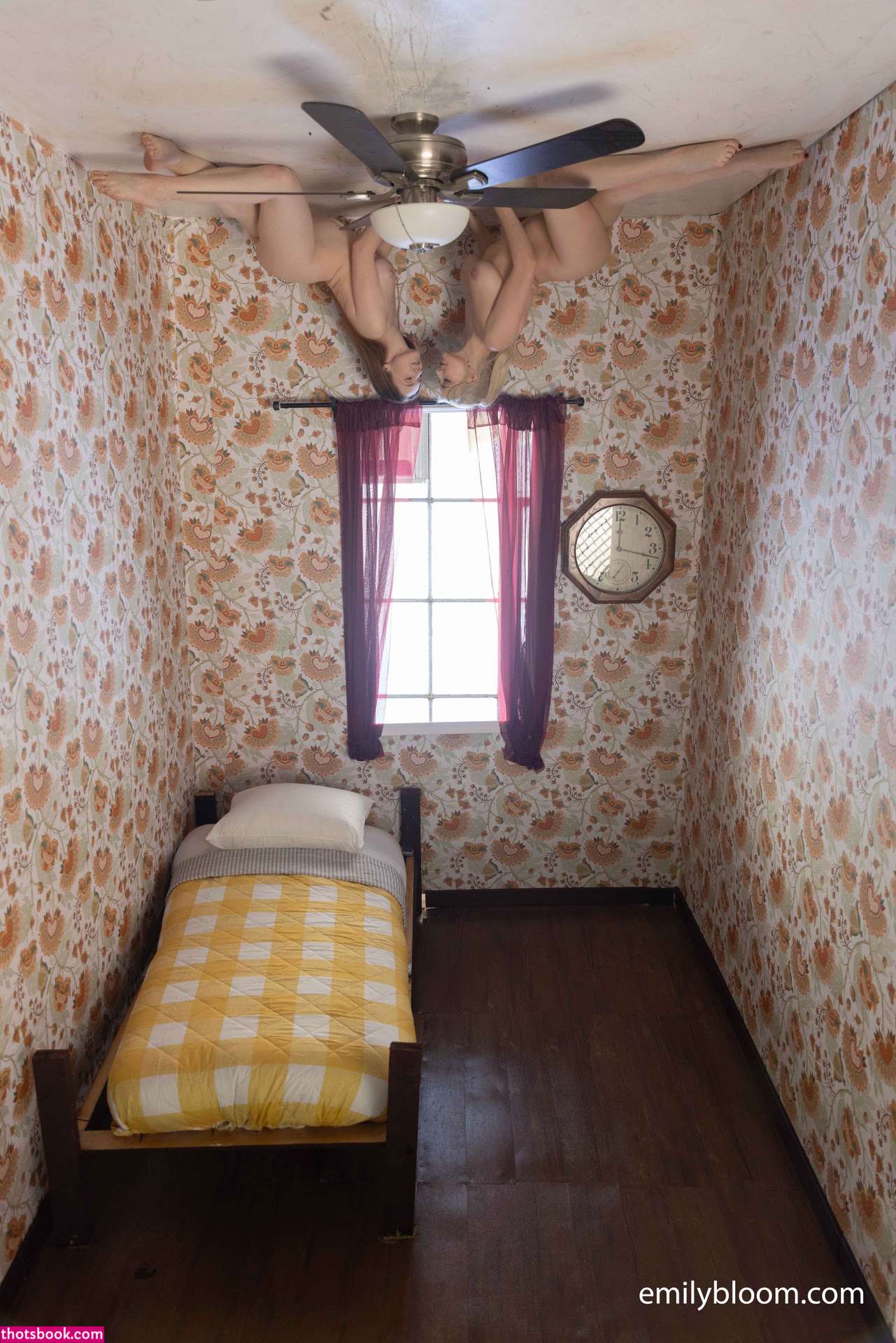 Emily Bloom Photo #598