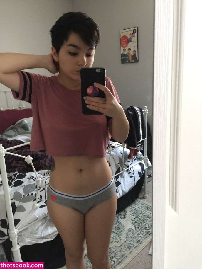 Ultraviolet Darling Photo #23