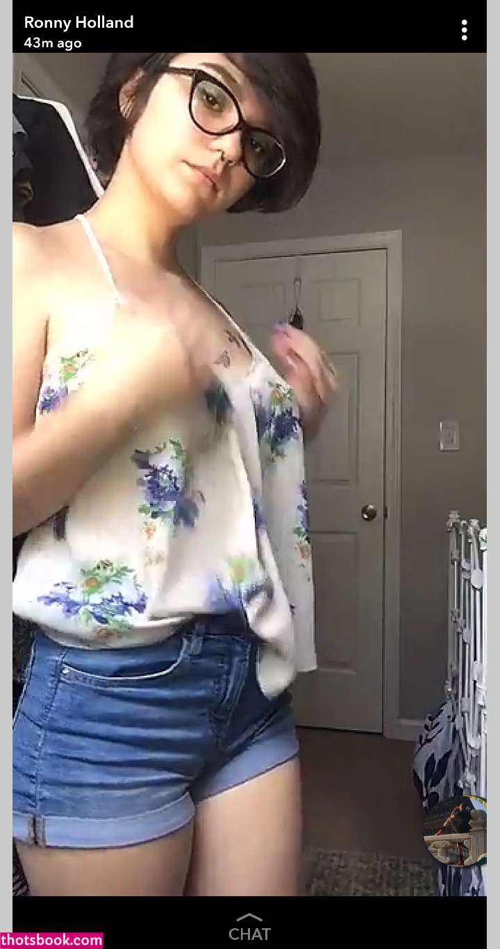 Ultraviolet Darling Photo #41