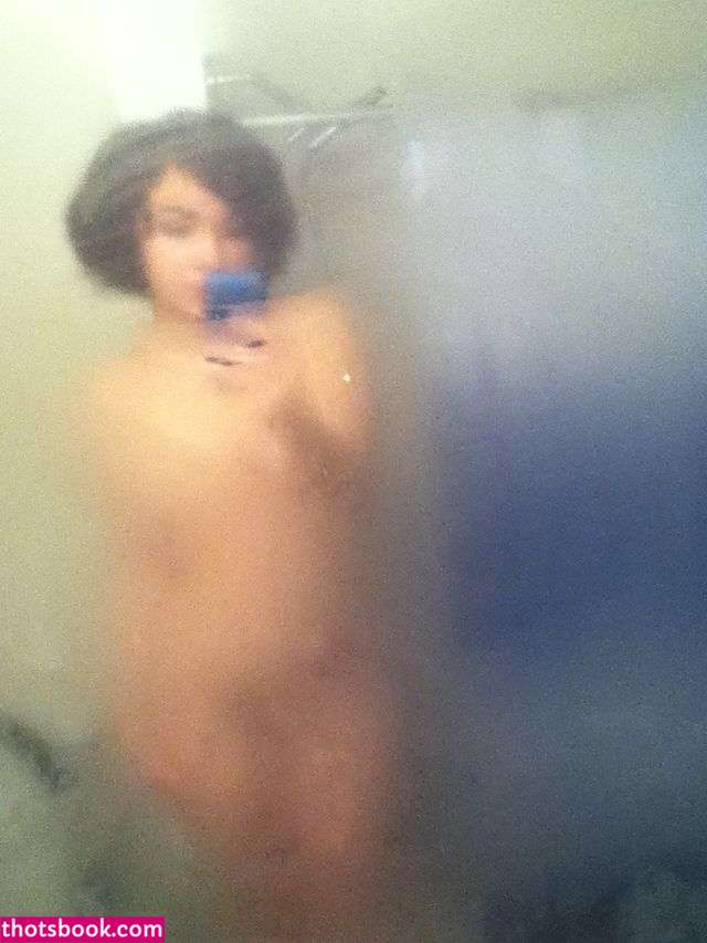 Ultraviolet Darling Photo #47