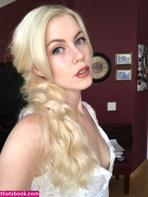 Genevieve Marie Photo #118