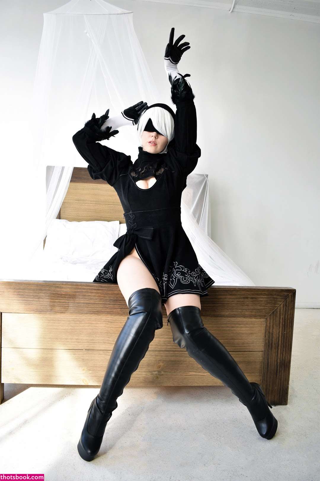 Genevieve Marie Photo #126