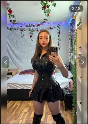 Elisa Denisee Photo #9