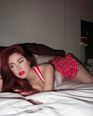 Maren Altman Photo #23