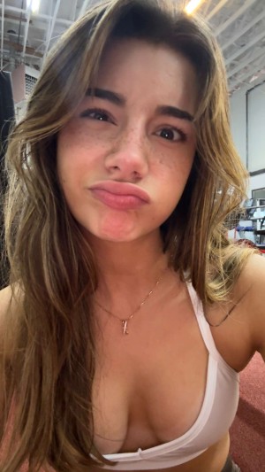 Mikayla Campinos Photo #24