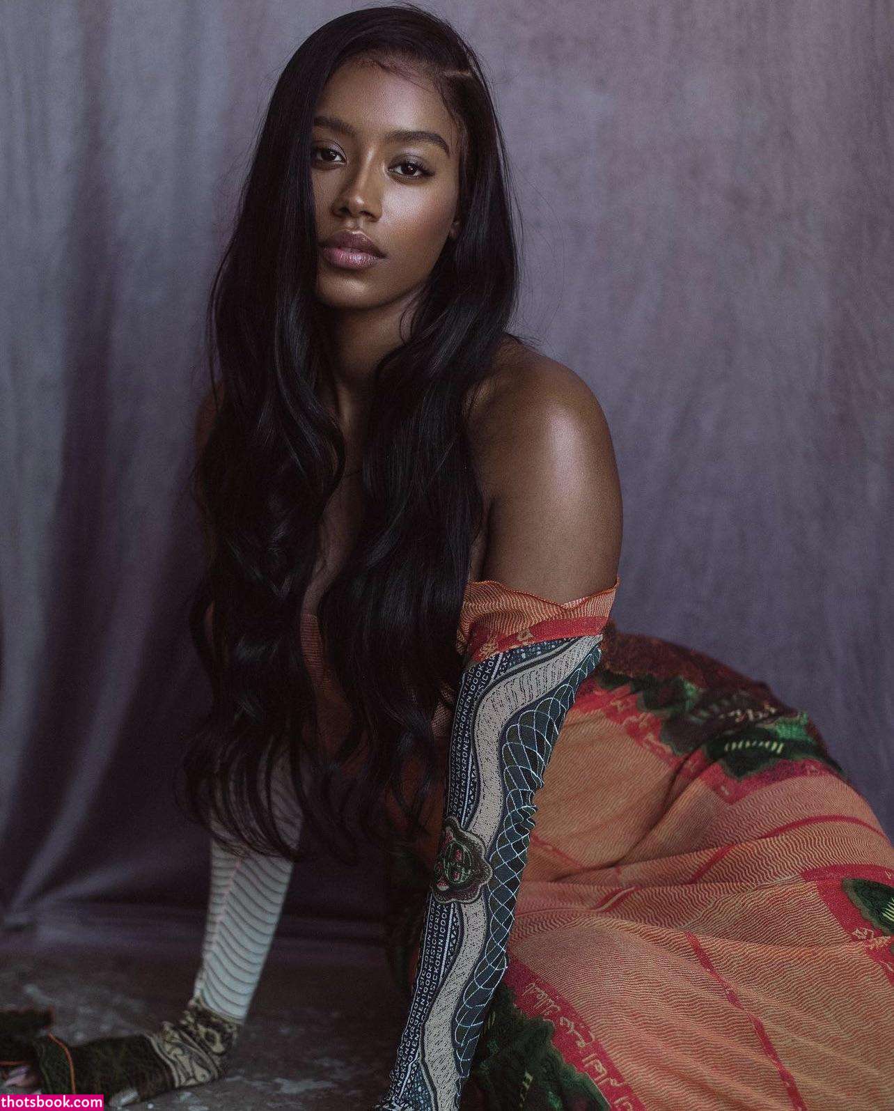 Raven Tracy Photo #1