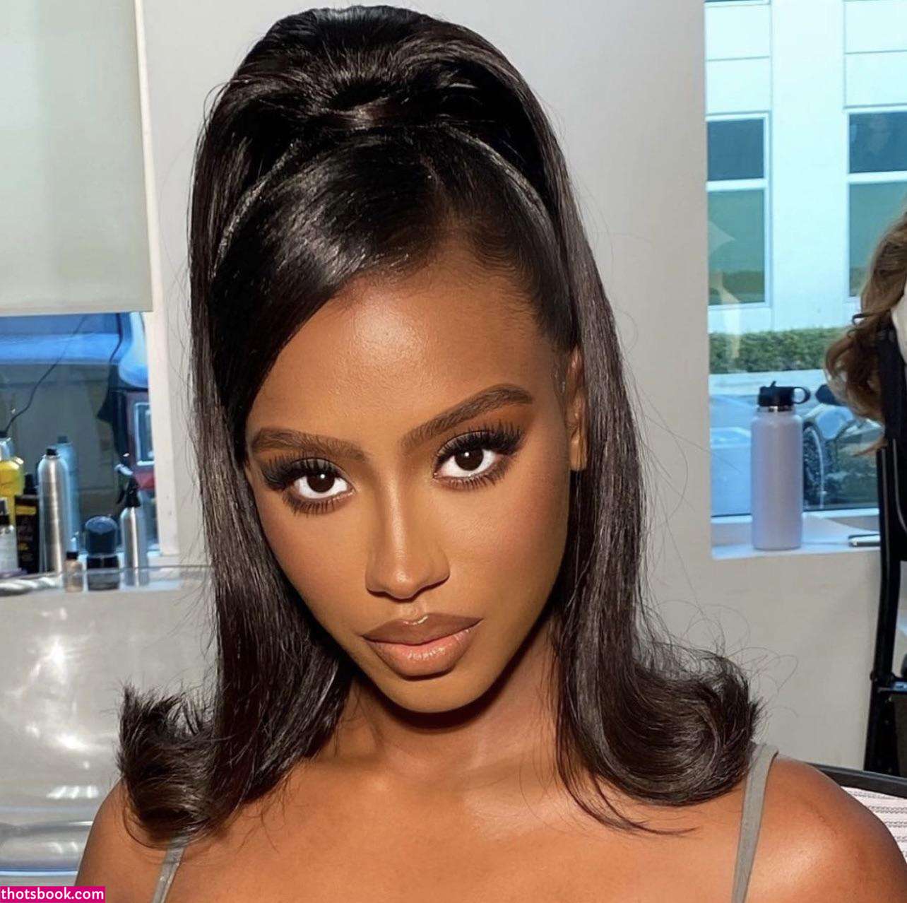 Raven Tracy Photo #5