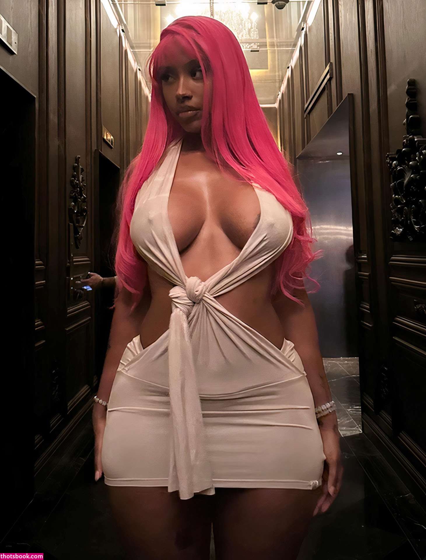 Raven Tracy Photo #12