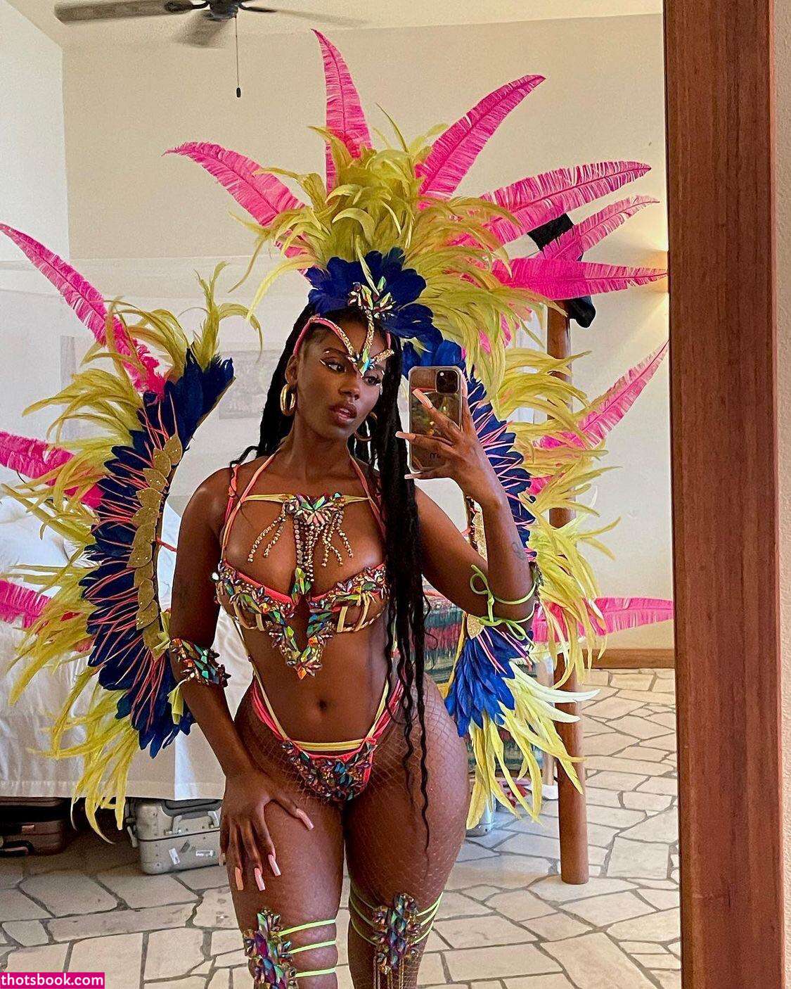 Raven Tracy Photo #42