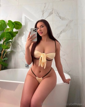 Elizabeth Zaks Photo #315