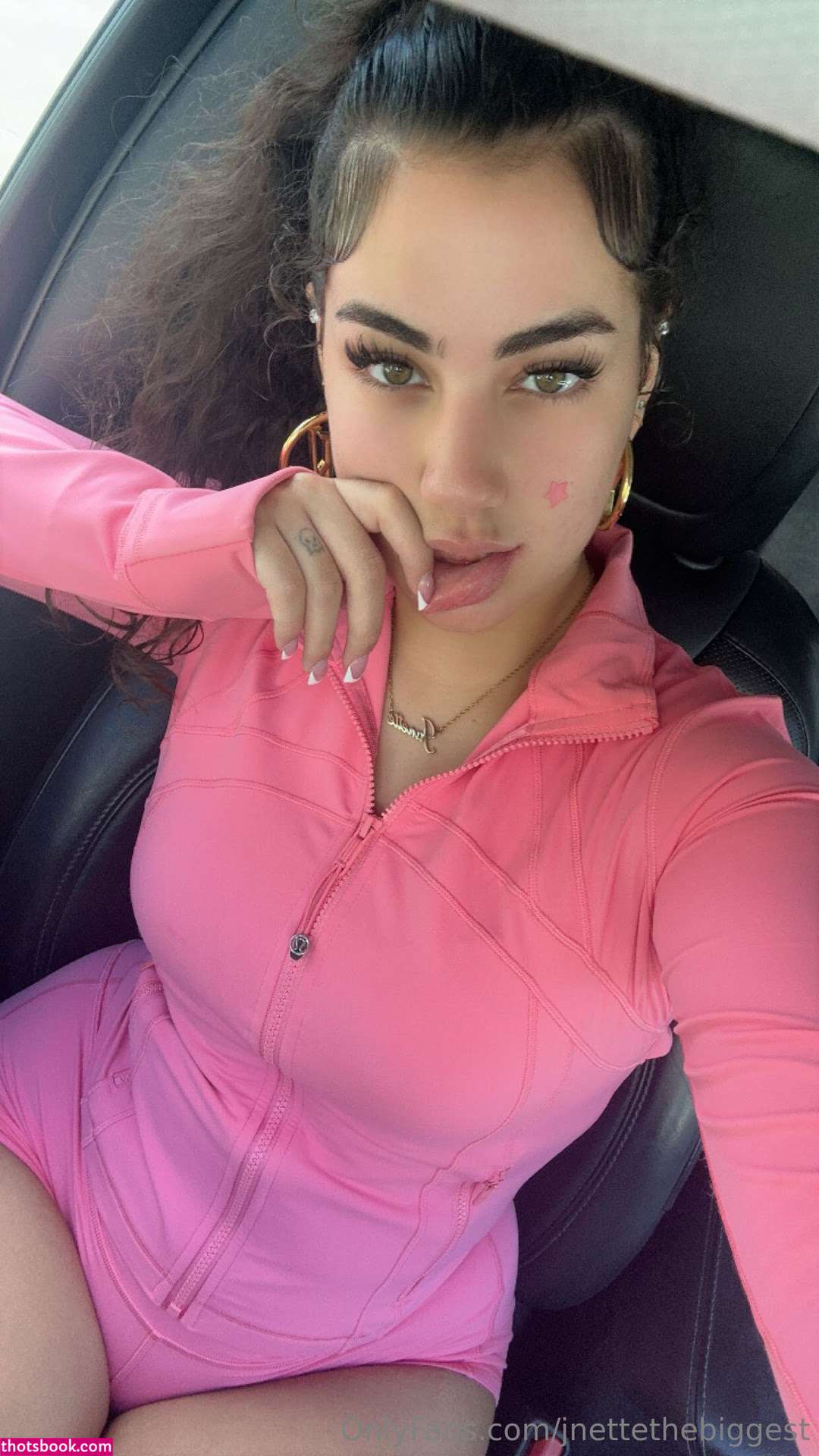 janettelmao Photo #9